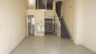 Lloguer Local Comercial  Calle lepanto. Se alquila precioso local en maracena