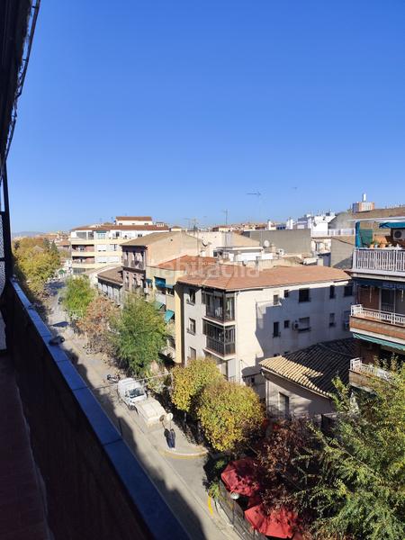 Foto 699e4c85-0ab6-4f10-b93c-d1f23fa9891d. Alquiler piso se alquila bonito piso en zona triunfo en Granada