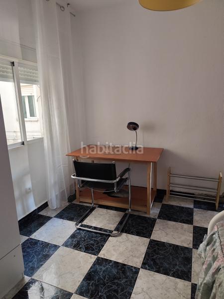 Foto cef062c0-482d-432a-910f-d132d2ed9de6. Alquiler piso se alquila bonito piso en zona triunfo en Granada