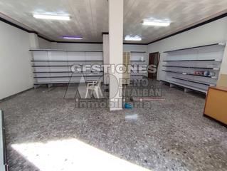 Lloguer Local Comercial  Calle transversal de santa elena. Se alquila local en maracena junto a plaza de la solidaridad