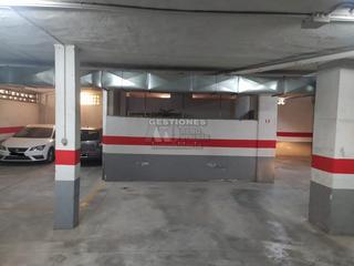 Alquiler Parking coche  Calle las flores. Se alquila cochera doble
