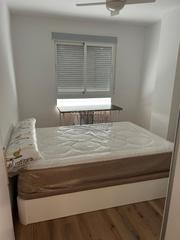 Location Appartement  Camino de ronda. Piso ideal para estudiantes