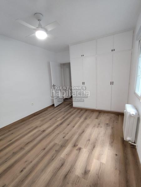 Foto f430361a-04c8-4797-b254-2ed8f15a3522. Alquiler piso  ideal para estudiantes en Camino de Ronda Granada