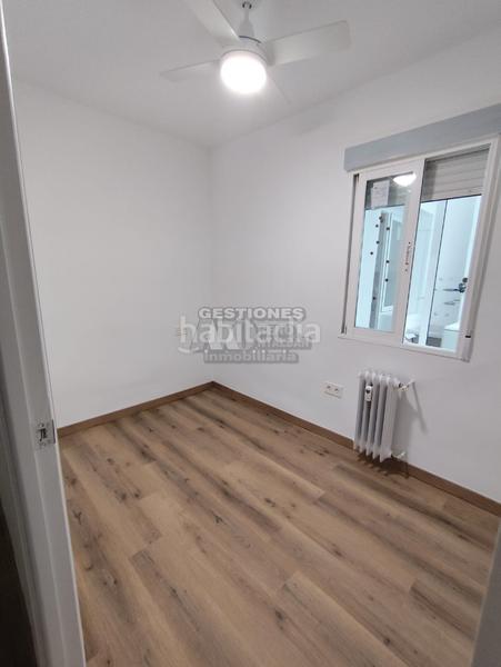 Foto ff4e5d3c-37d1-4ed4-8ddb-504d120f18e7. Alquiler piso  ideal para estudiantes en Camino de Ronda Granada