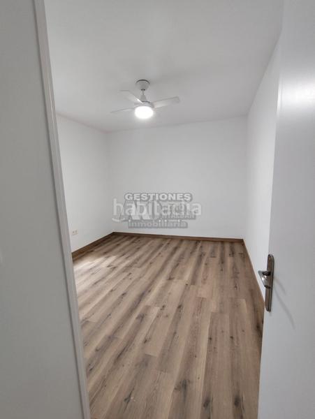 Foto c5cec137-061a-402d-a059-812ea488d6f1. Location appartement avec chauffage dans Camino de Ronda Granada