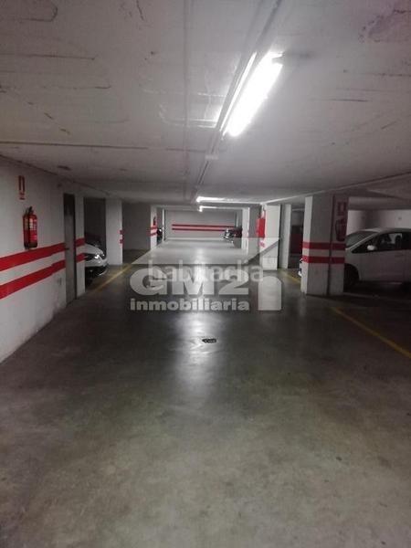 Foto 8473aad4-fd45-4894-824f-dc2d7a2ab67a. Parking voiture dans Cerrillo de Maracena - Periodistas Granada