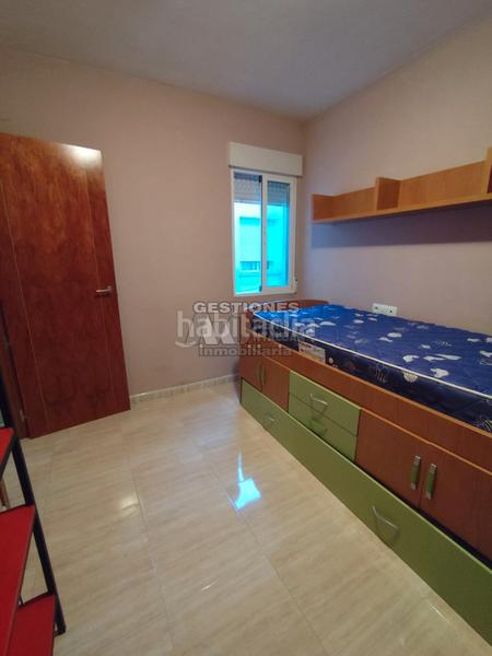 Foto 31a01ec9-9ecb-4d66-9749-1f680650a1fa. Alquiler piso  para parejas en Residencial Triana - Barrio Alto Gabias (Las)