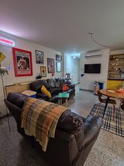 Location Appartement  Calle agua de cartuja. Se alquila piso para estudiantes