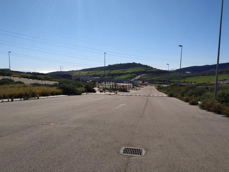 Foto c563590e-8a23-4345-be19-f1de33386b10. Terrain industriel dans altos de Estepona Estepona