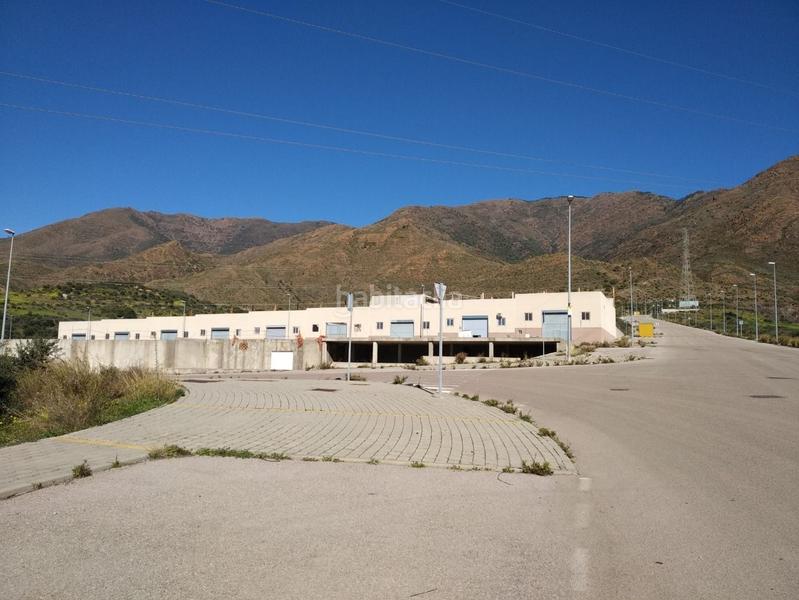 Foto c9b33394-7a38-48bf-8d83-111c33071d09. Terrain industriel dans altos de Estepona Estepona
