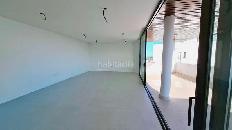 Foto b7680fd4-0e71-4b30-bcfd-925b1ae60029. Piso en El Higuerón Fuengirola