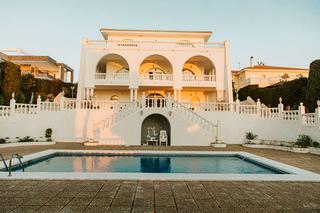 Chalet  N/a