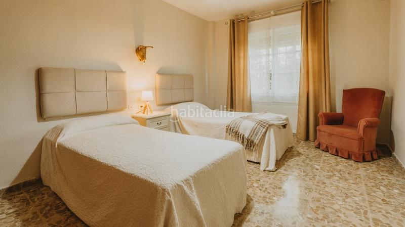 Foto 8c6a4abc-c562-4db7-aa5f-4d63e6448bf5. Chalet mit heizung parking pool in Marbesa Marbella