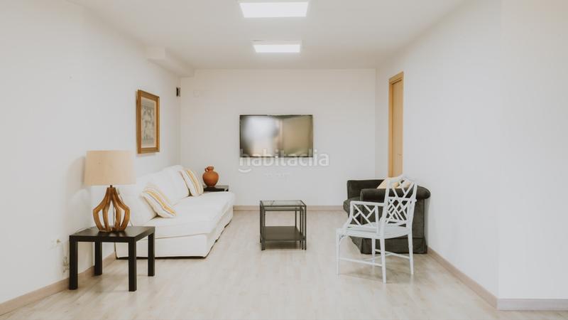 Foto faa9c3d1-7883-45fc-83a5-ea5c8dfe3276. Chalet mit heizung parking pool in Marbesa Marbella