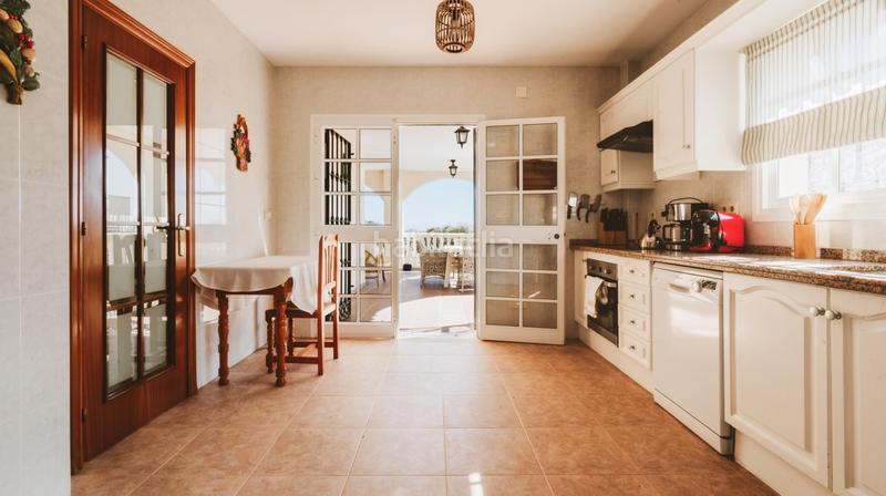 Foto 7e2a3d2c-0e18-44af-8634-53f392f996b8. Chalet en Marbesa Marbella