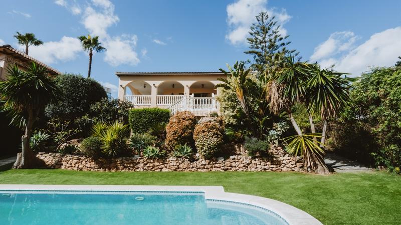 Foto b83cb3fe-a866-4f18-a276-f8dfe3b811be. Chalet en Marbesa Marbella