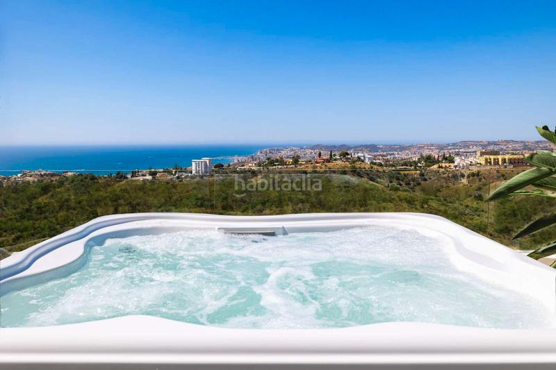 Foto 15d61196-e3bc-4ac4-9de4-deff8d4a99b3. Appartamento con parcheggio piscina in Puerto Deportivo Fuengirola