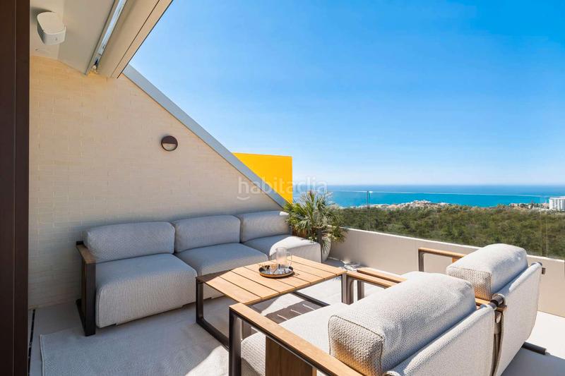 Foto d0ae483a-9eb8-40f7-9960-62ad6bb81945. Piso en Puerto Deportivo Fuengirola