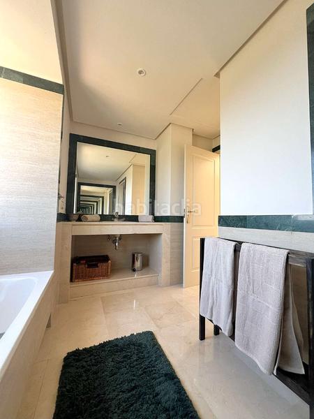 Foto 60225c0f-2c94-4d7d-898c-48588ab0e22b. Duplex avec parking piscine dans La Quinta Benahavís