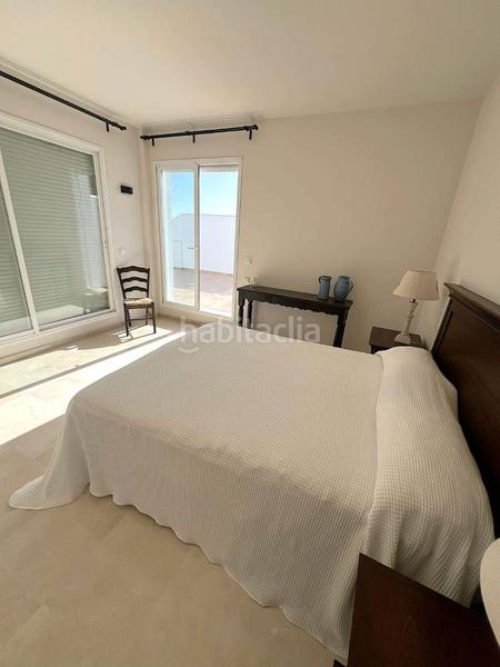 Foto 6fa61d39-8808-451b-8a1d-d1549a93d3d3. Duplex avec parking piscine dans La Quinta Benahavís