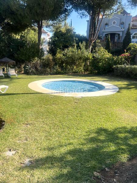 Foto 44b68736-b5e6-4bd1-8684-fea77ed7f130. Zweistöckige wohnung mit parking pool in La Quinta Benahavís