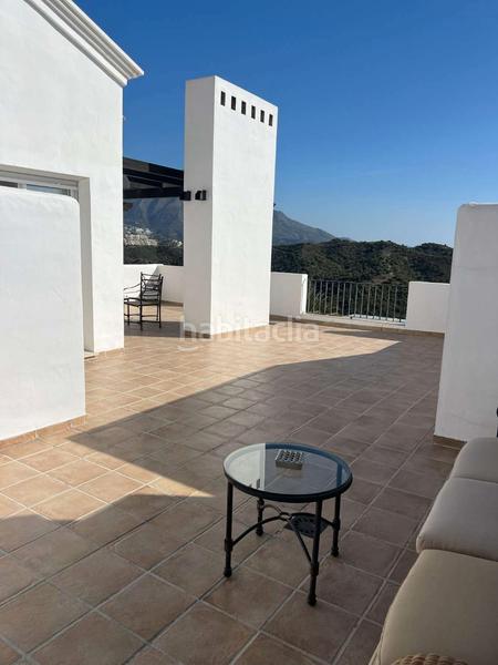 Foto 4bade4bb-7d32-44f7-a46b-37c43a0b58c0. Zweistöckige wohnung mit parking pool in La Quinta Benahavís