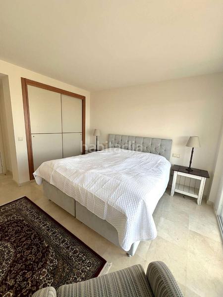 Foto b0d489ae-727a-4c87-a271-9ce9ed65789a. Zweistöckige wohnung mit parking pool in La Quinta Benahavís