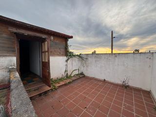 Chalet en El Grao. Oportunidad de inversión en chalet independiente en el grao de c