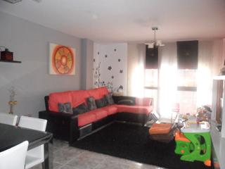 Duplex à Parque Sensal. Sensacional ático dúplex semi-nuevo con doble plaza de garaje