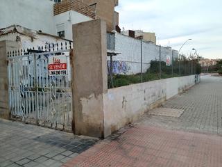 Terrain résidentiel à Estadio Castalia. Venta de terreno vallado 100% edificable en zona norte