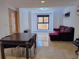 Location Appartement à Estadio Castalia. Sensacional piso amueblado con ascensor y 2 habitaciones en zona