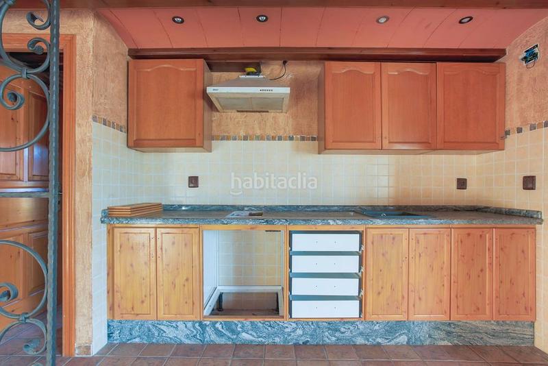 Foto 8f81050f-5be4-4797-8b2d-7c1385db72f2. Chalet con camino riscaldamento in El Grao Castellón de la Plana