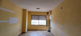 Piso en Estación - Universidad. Oportunidad de inversión en piso con ascensor, balcón y 3 habita