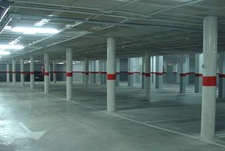 Aparcament cotxe a Ciutat del Transport - La Salera. Venta de plaza de aparcamiento en zona avenida alcora