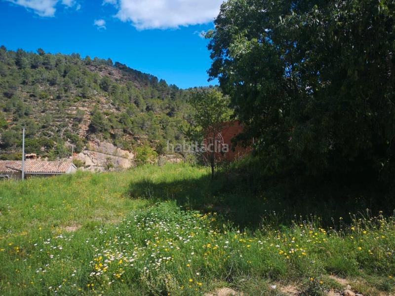 Foto 9d8361fb-74e5-4580-b7c9-c99f90ccc8ad. Wohngrundstück in Suera