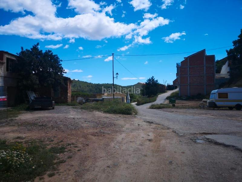 Foto d4ad367b-a552-45ed-9df0-bb6e955044d9. Wohngrundstück in Suera