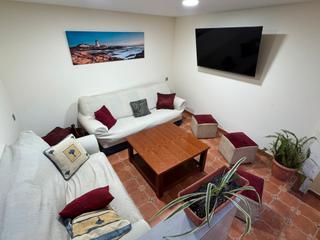 Casa en Plaza Donoso Corts - Avenida Magdalena. Fantstica casa amueblada con terraza, patio, balcn, trastero y