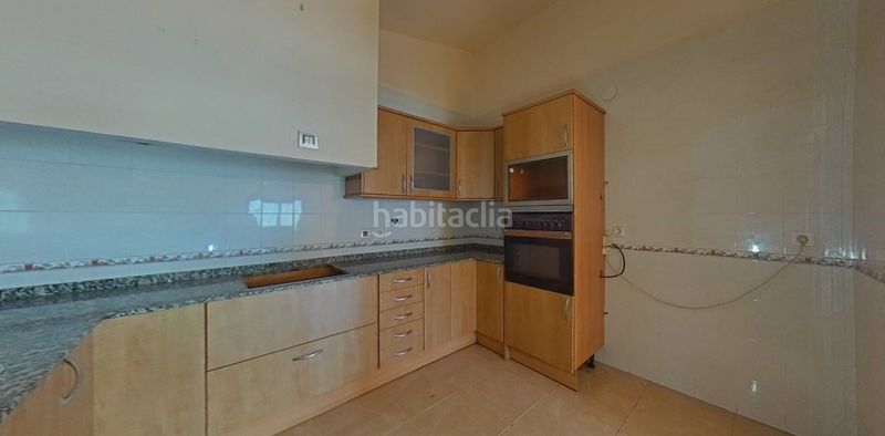Foto 26446a7c-6989-4849-a96b-a4e9fffd036a. Casa amb xemeneia calefacció aparcament a Vilafamés