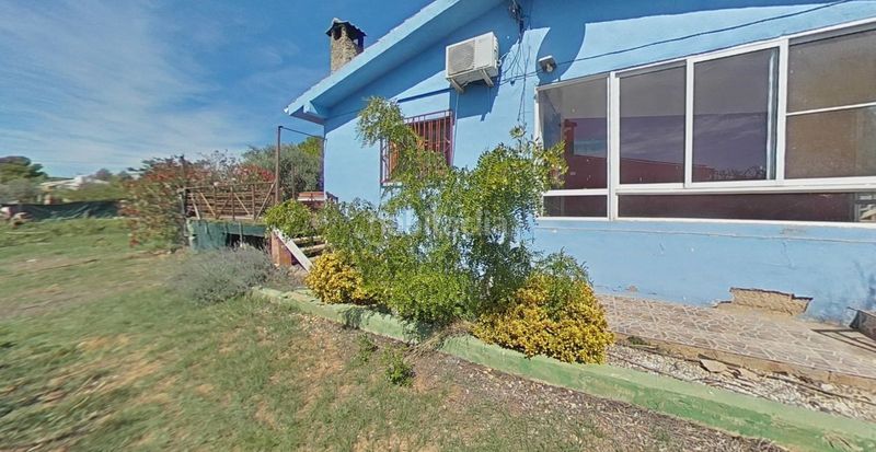 Foto ed7fd5e8-e90b-4559-a19a-0abba613d71f. Casa amb xemeneia calefacció aparcament a Vilafamés