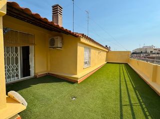 Affitto Duplex in Ciutat del Transport - La Salera. Fantástico ático dúplex amueblado en zona corte ingles y parque
