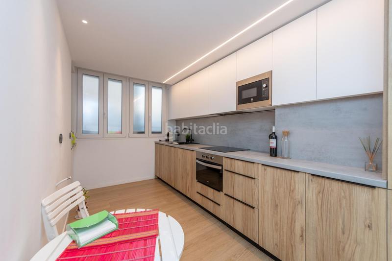 Foto 8cb8ed41-a7a0-4bc9-b0a1-a15227deccd4. Rent flat with heating in Barrio del Centro Alicante