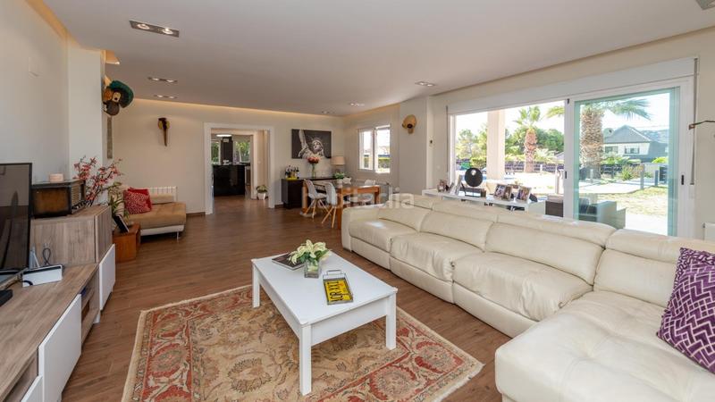 Foto 00dc585f-7dc6-42e6-9e0a-cf73796c645d. Xalet amb calefacció aparcament piscina a Pla de la Vallonga Alicante