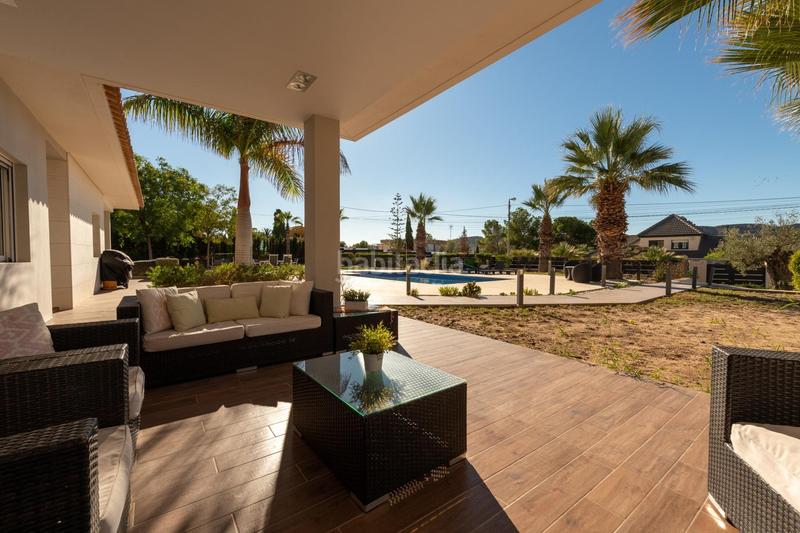 Foto 81330d19-f098-45ae-bb42-a638df686571. Xalet amb calefacció aparcament piscina a Pla de la Vallonga Alicante