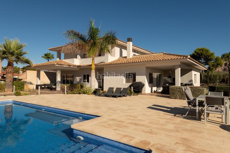 Foto 9cd1fe14-84e2-4544-b58a-912ab3c75f27. Xalet amb calefacció aparcament piscina a Pla de la Vallonga Alicante