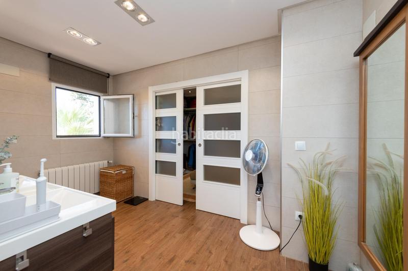 Foto ba1f663d-ece9-46b1-82f8-aa9be80ad16d. Xalet amb calefacció aparcament piscina a Pla de la Vallonga Alicante