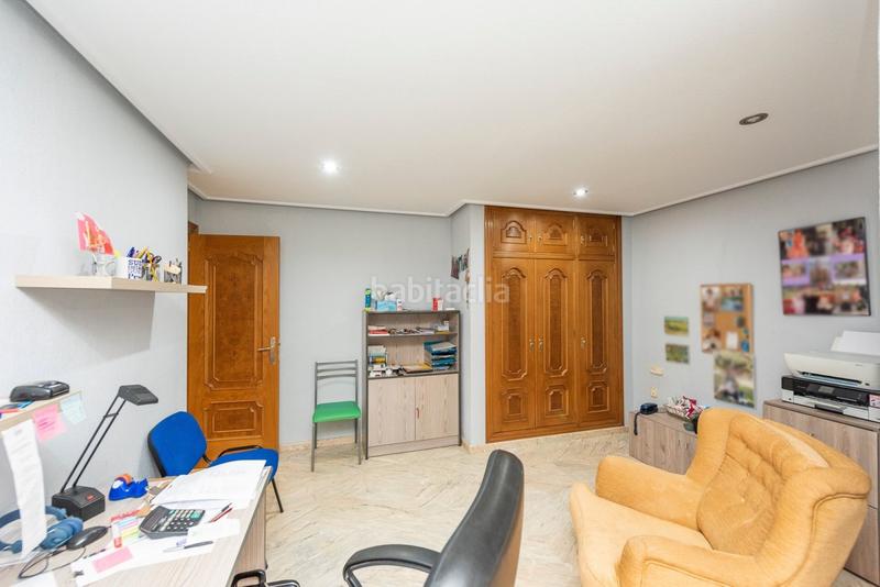 Foto 0d86cb97-9f34-4503-8b8b-a9c7744905b1. Chalet  familiar de lo mejor de la zona en Petrer