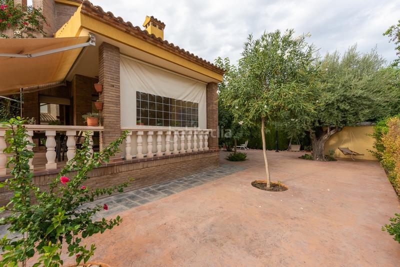 Foto 8fee6ffe-c0fb-483e-bcb2-a24fee0bef79. Chalet  familiar de lo mejor de la zona en Petrer