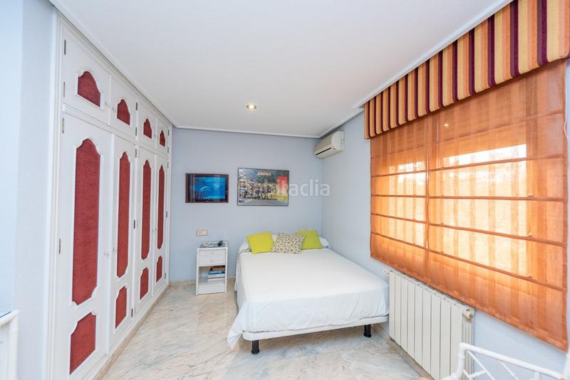 Foto ae027d24-64aa-4932-b7c6-dff74f6bb731. Chalet  familiar de lo mejor de la zona en Petrer