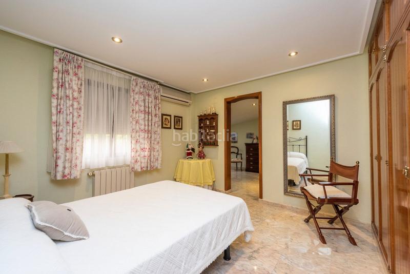 Foto cc3e8da6-fb88-4303-bffe-3971e0e2a386. Chalet  familiar de lo mejor de la zona en Petrer