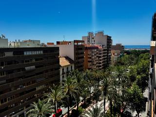 Piso en Ensanche-Diputación. Excepcional vivienda en pleno paseo de doctor gadea con unas vis